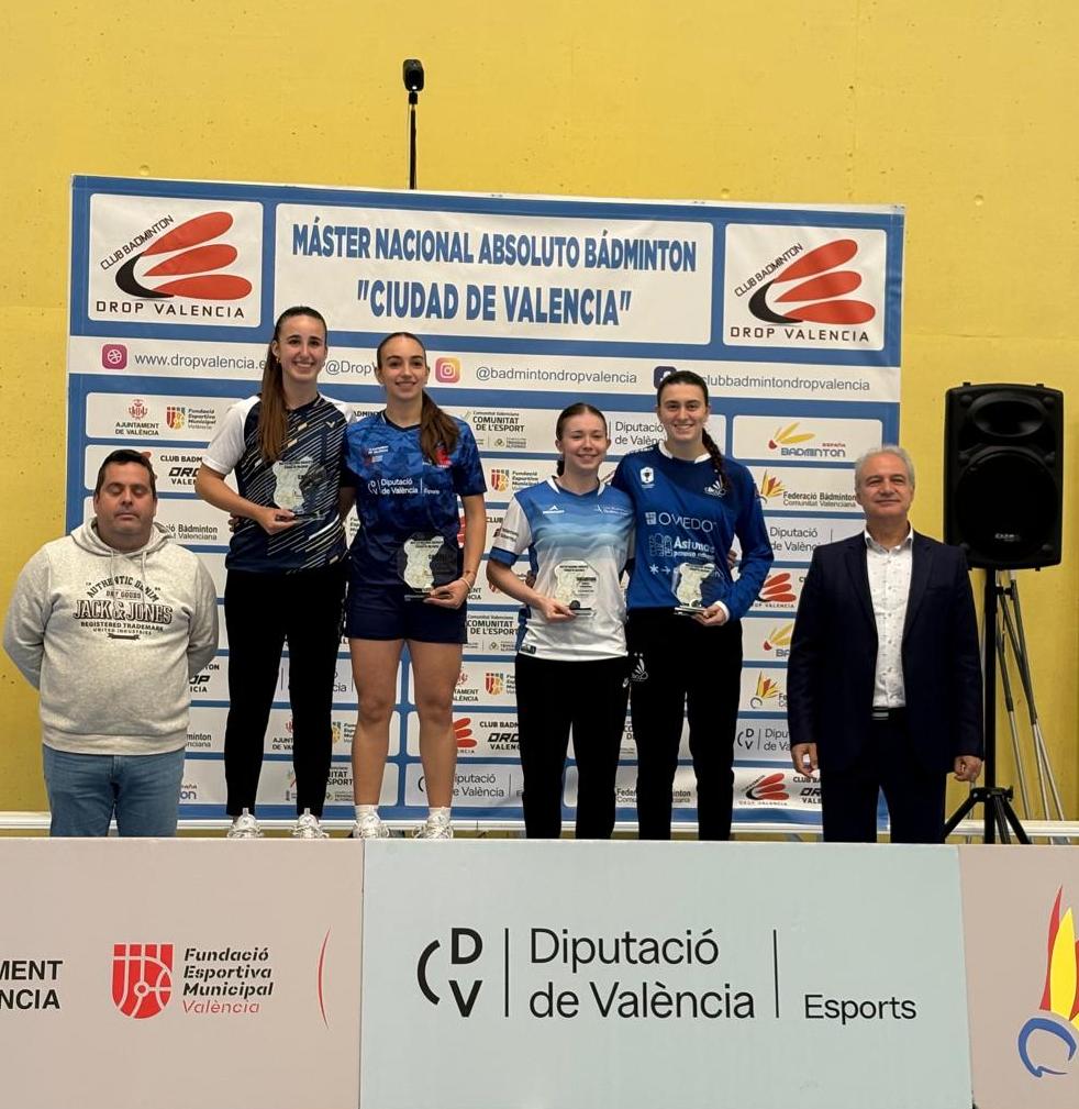 Amaia Torralba vuelve a subirse al podio en M&aacute;ster Nacional - Y cinco medallas para el Belmecher en el TTR N7 de Vitoria